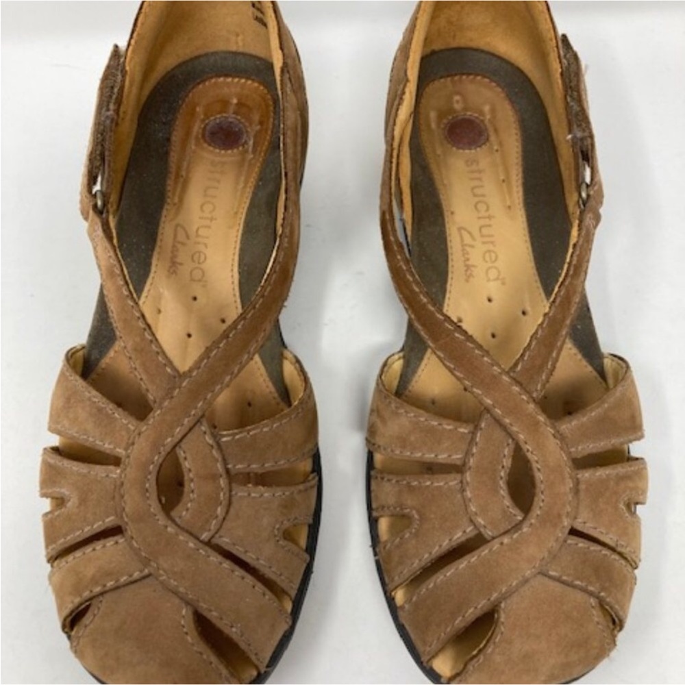 EUC Clarks Structured Leather Wedge Sandals